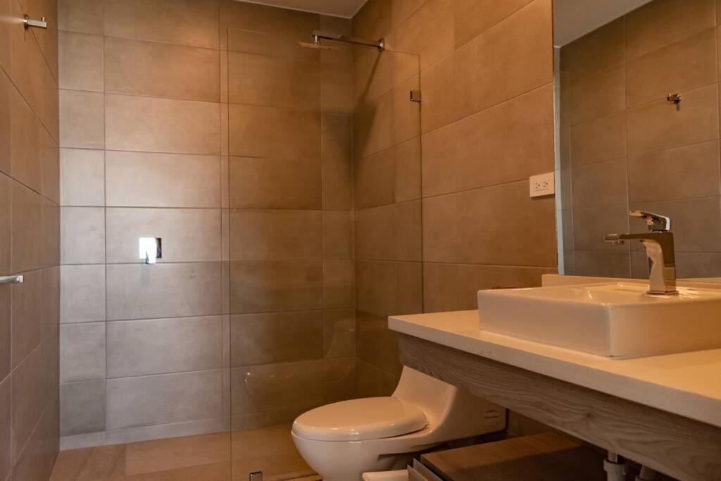M3 Lujoso Y Comodo Departamento Con Playa 2 Piscinas Cancha De Tenis Jacuzzi Seguridad 24 Horas Manta Ngoại thất bức ảnh